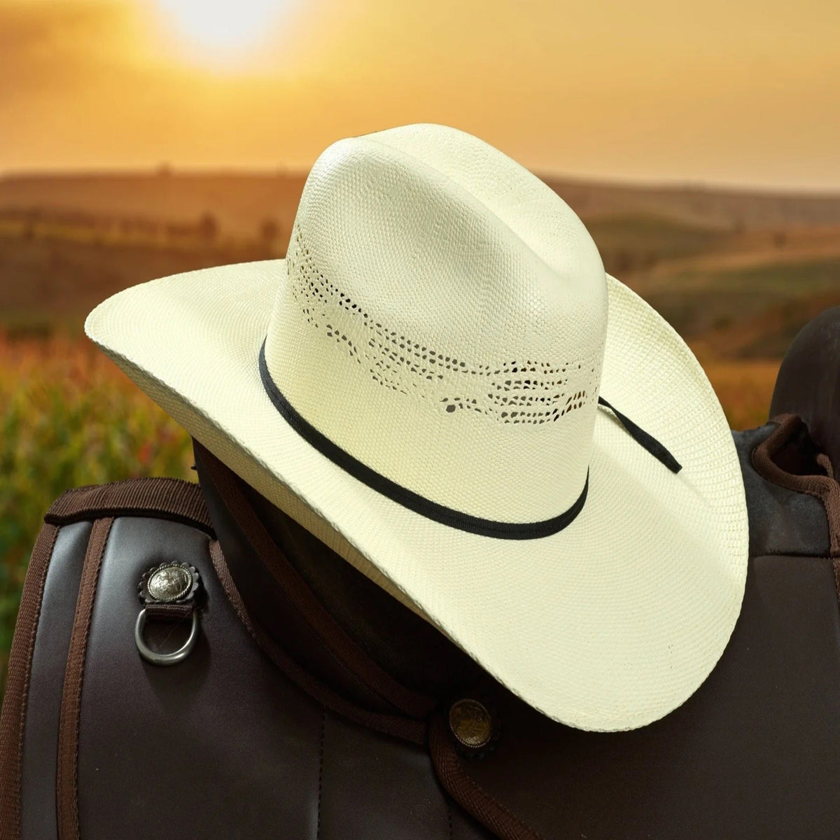 Ivory colour cowboy hat (11500)
